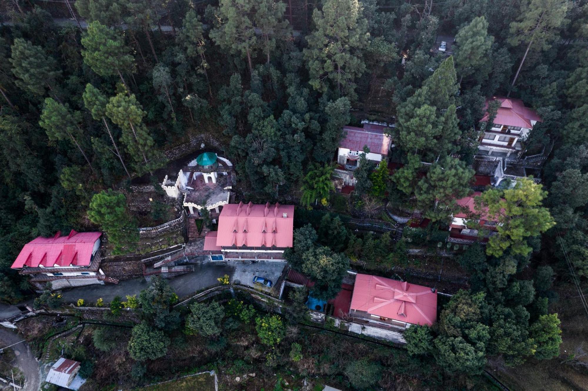The Canadian Woods Resort Nainital Eksteriør billede