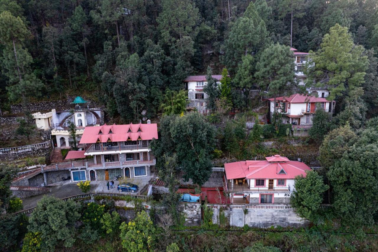 The Canadian Woods Resort Nainital Eksteriør billede