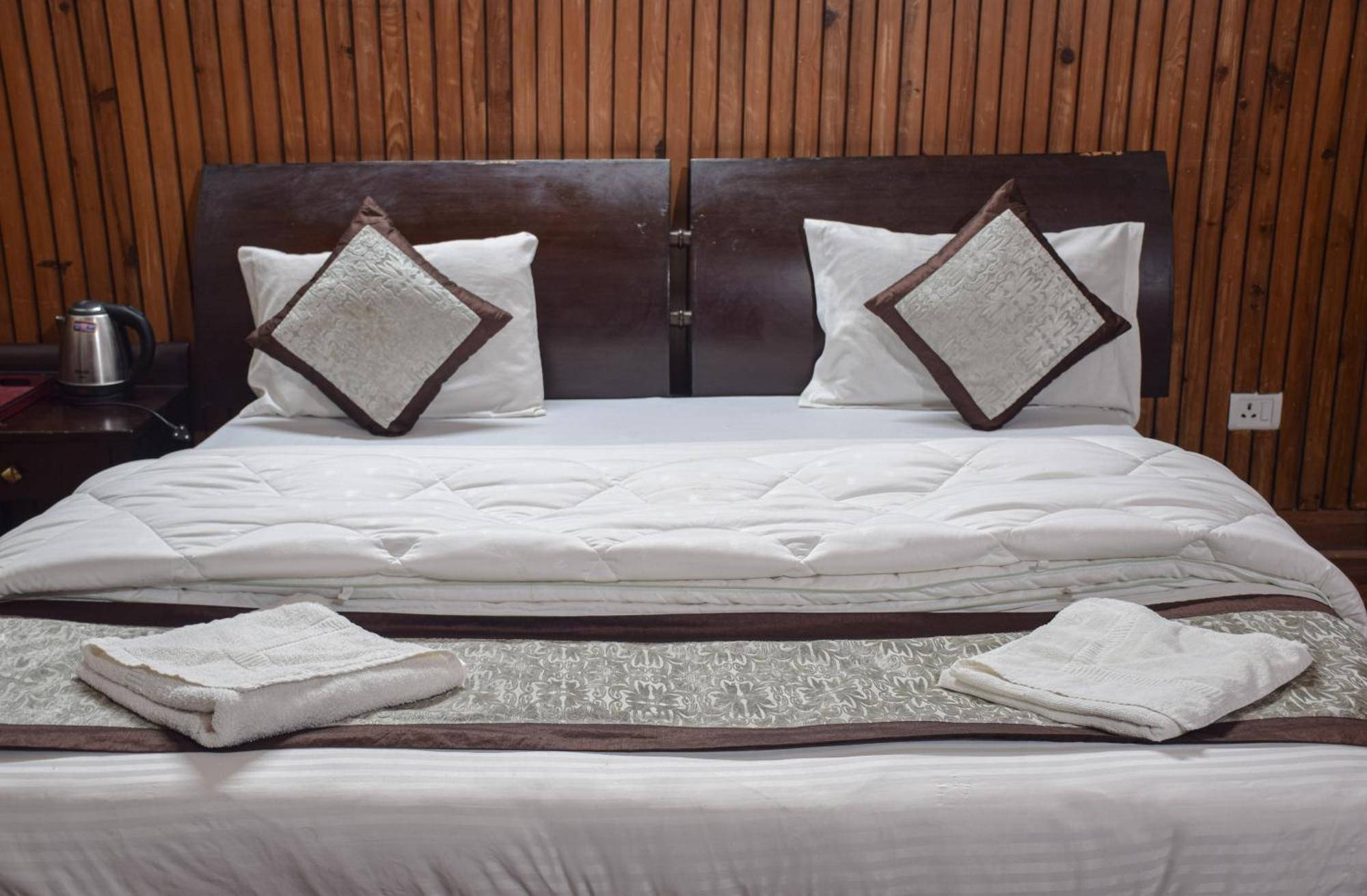 The Canadian Woods Resort Nainital Eksteriør billede